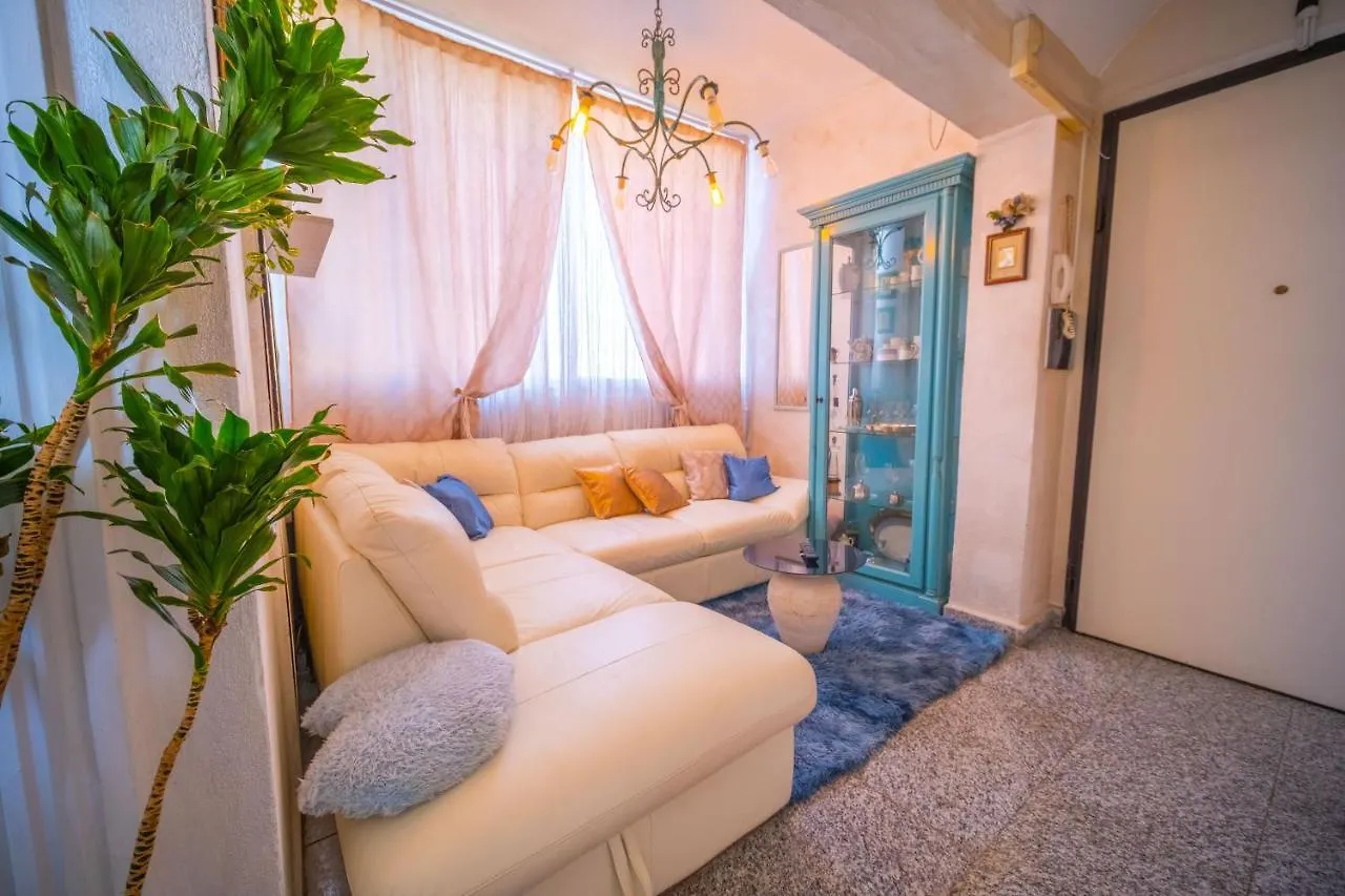דירות קליארי Sun House